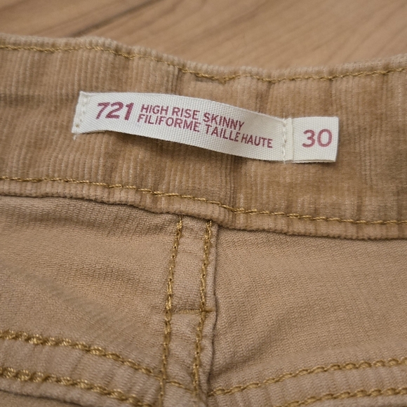 Ladies Levi 721 size 30 corduroy skinny pants - Picture 3 of 11